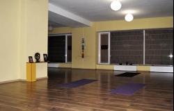 Ansuya Yoga Centre at Botanika district