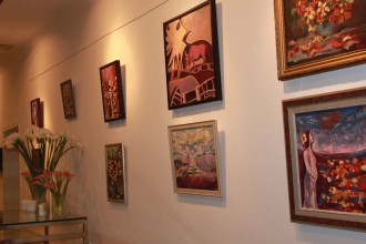 Galeria Artium vă invită la Expoziția 'Paleta Visurilor mele' a artistei plastice Olesea Cauş