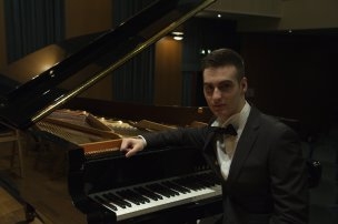 Recital de Pian Antonio Danza /Italia/