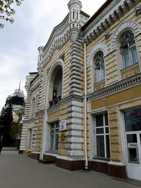 Мемориальные доски в честь А. Бернардацци