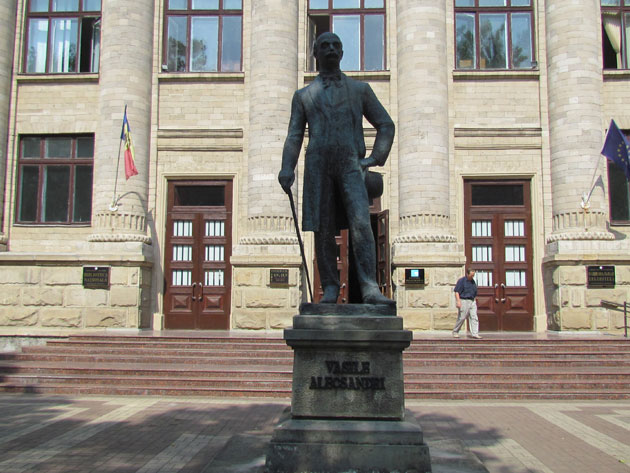 Monument to Vasile Alexandri