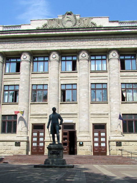 Monument to Vasile Alexandri