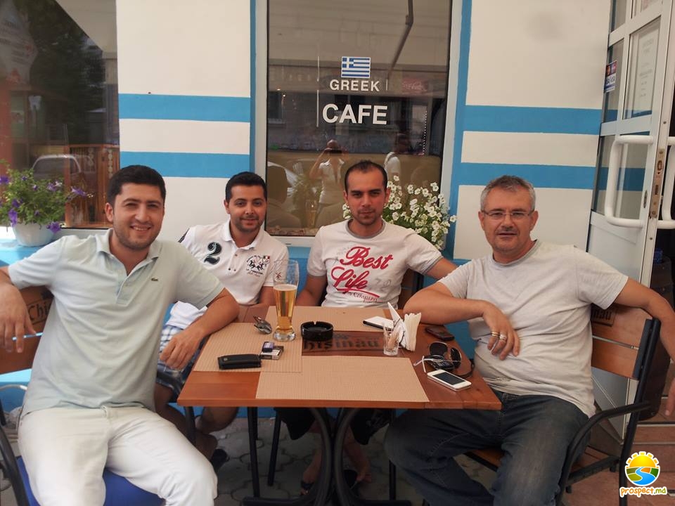«Opa Greek Cafe»