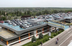 La Aeroportul Chişinău a avut loc deschiderea primei parcări multietajate