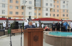 Aleea savanților și medicilor iluștri a fost inaugurată la Chișinău