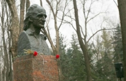 Сегодня исполнилось семь лет со дня гибели поэта Григоре Виеру