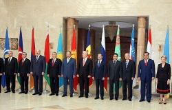 Liberals have tried to include in the agenda a proposal to withdraw Moldova from the CIS
