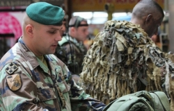 Национальная армия отмечает 22-ю годовщину своего создания