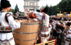 Празднование дня вина пройдет на Площади Великого Национального Собрания