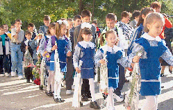 The first bell rang the beginning of the year at the Assemblies in all capital schools