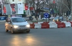 В Кишиневе организован новый перекресток с круговым движением