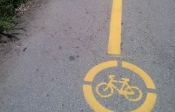 La Chișinău au apărut primele piste pentru bicicliști