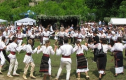 In Moldova there was the 5th National Tourist Festival of Traditions «Duminica Mare»