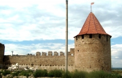 Возобновлены ремонтно-реставрационные работы Бендерской крепости